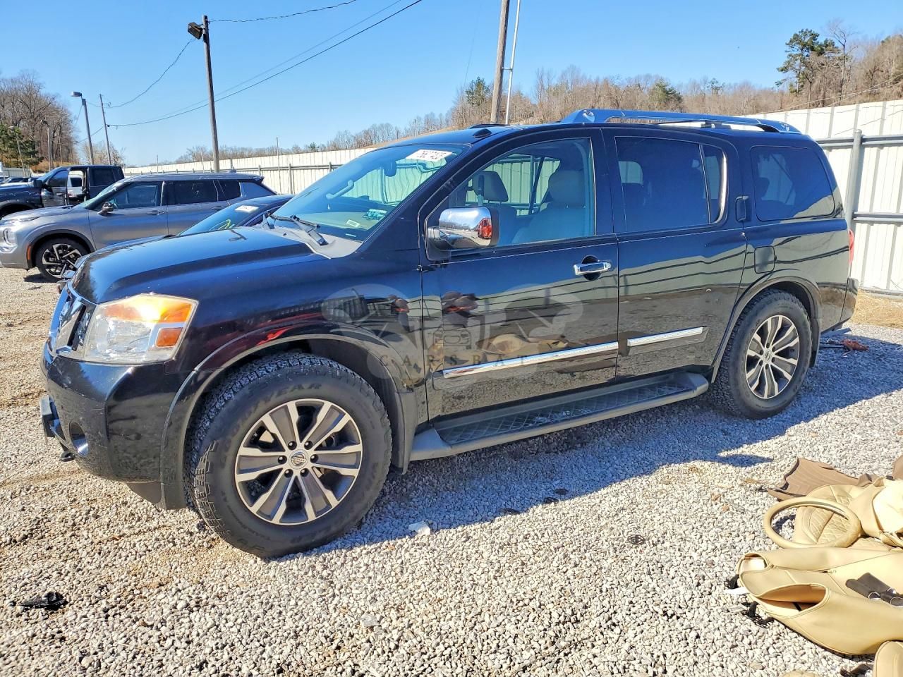 Nissan Armada SV 5.6L 8 2015