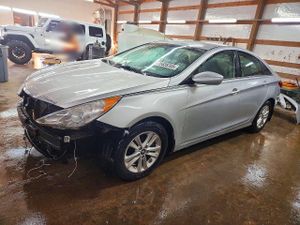 Hyundai Sonata GLS 2.4L 4 2012