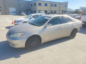 Toyota Camry LE 2.4L 4 2005