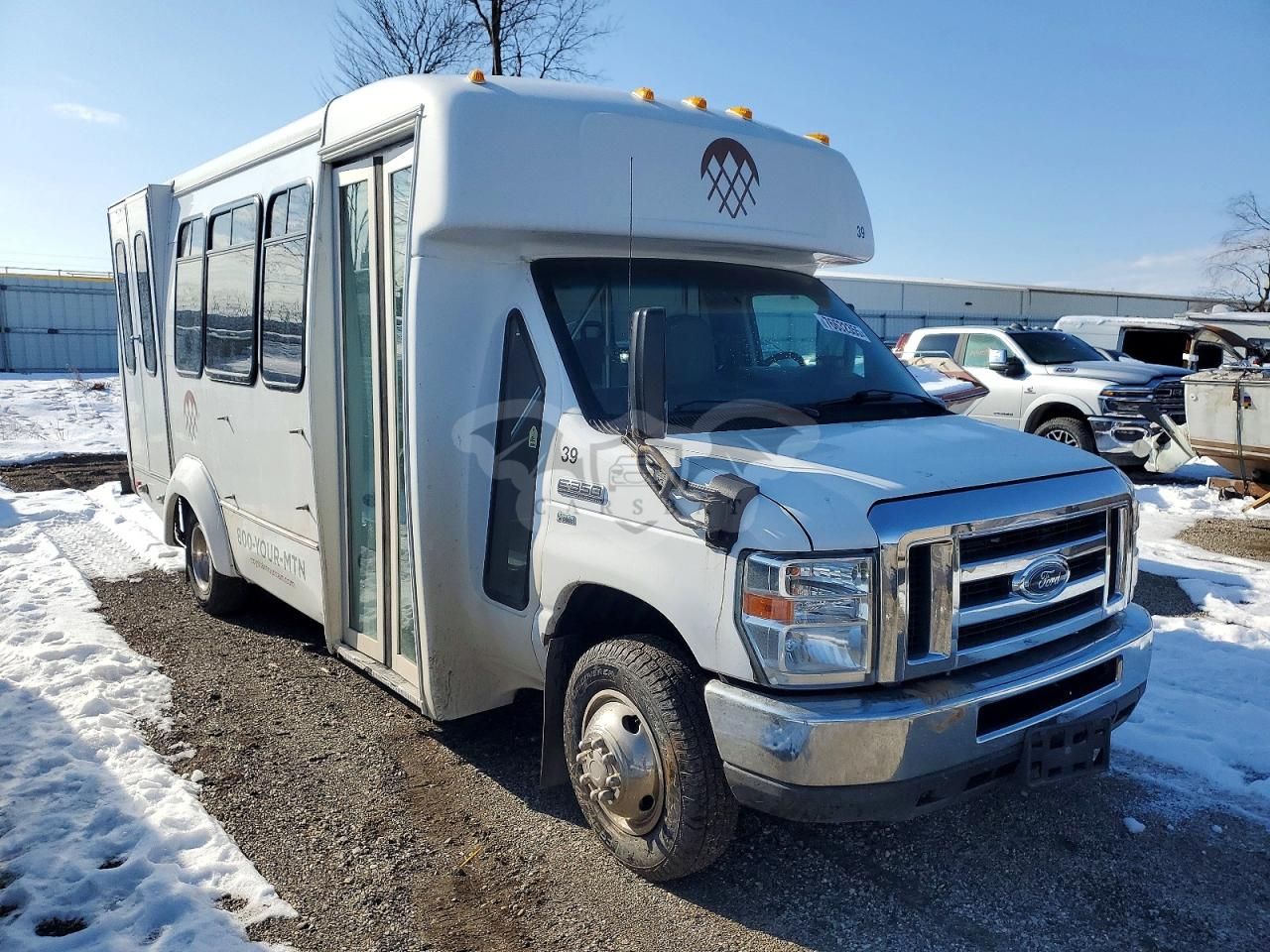 Ford Econoline E350 SUPER DUTY CUTAWAY VAN 5.4L 8 2016