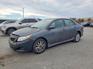 Toyota Corolla BASE 1.8L 4 2010