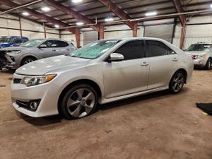 Toyota Camry SE 3.5L 6 2012