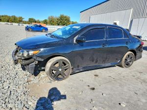 Toyota Corolla BASE 1.8L 4 2013