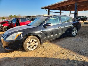 Nissan Altima BASE 2.5L 4 2011