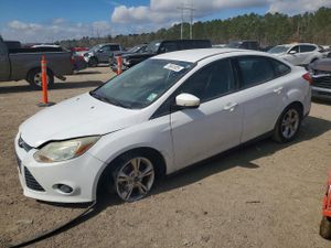 Ford Focus SE 2.0L 4 2014
