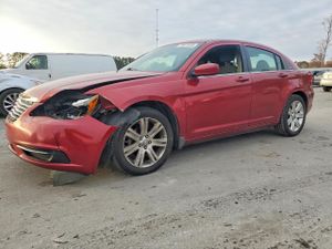 Chrysler 200 TOURING 2.4L 4 2013