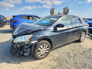 Nissan Sentra S 1.8L 4 2015