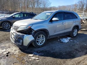 Kia Sorento LX 2.4L 4 2015