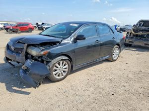 Toyota Corolla BASE 1.8L 4 2010