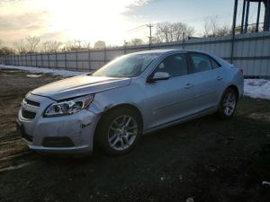 Chevrolet Malibu 1LT 2.5L 4 2013