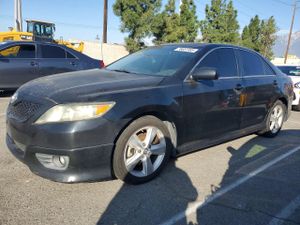 Toyota Camry BASE 2.5L 4 2011