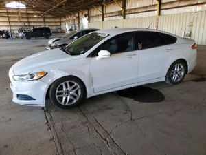 Ford Fusion SE 2.5L 4 2014