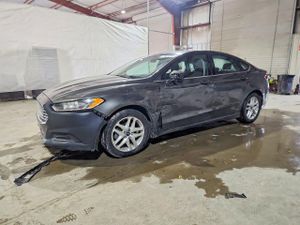 Ford Fusion SE 2.5L 4 2015