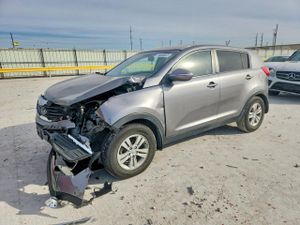 Kia Sportage LX 2.4L 4 2011