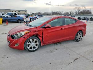 Hyundai Elantra GLS 1.8L 4 2013