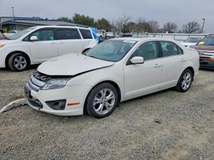 Ford Fusion SE 3.0L 6 2012