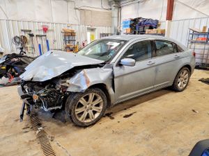 Chrysler 200 TOURING 2.4L 4 2012