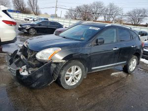 Nissan Rogue S 2.5L 4 2013