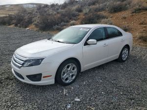 Ford Fusion SE 2.5L 4 2010