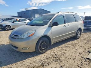 Toyota Sienna CE 3.3L 6 2006