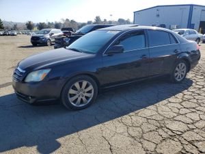 Toyota Avalon XL 3.5L 6 2005