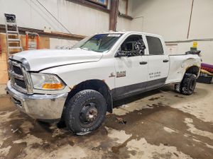 RAM 3500 ST 6.7L 6 2013