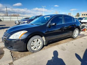 Nissan Altima BASE 2.5L 4 2012