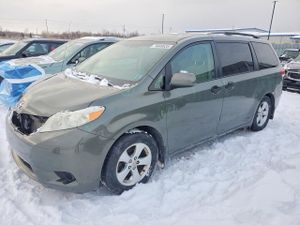 Toyota Sienna 3.5L 6 2012