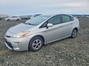 Toyota Prius 1.8L 4 2015