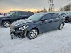 Ford Fusion SE 2.5L 4 2014