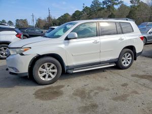 Toyota Highlander BASE 2.7L 4 2011