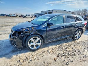 Toyota Venza LE 3.5L 6 2015