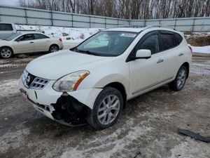 Nissan Rogue S 2.5L 4 2013