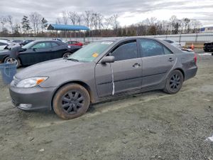 Toyota Camry LE 2.4L 4 2004