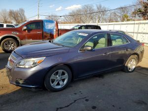 Chevrolet Malibu LS 2.5L 4 2013