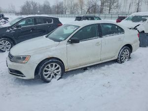 Volkswagen Jetta SE 1.8L 4 2015