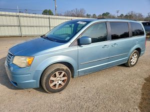 Chrysler Town & Country TOURING 3.8L 6 2010