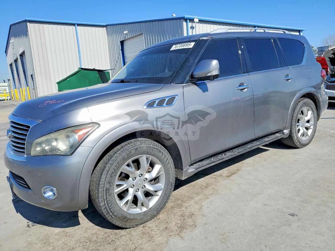 Infiniti QX80 5.6L 8 2014