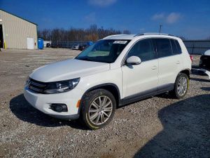 Volkswagen Tiguan S 2.0L 4 2013