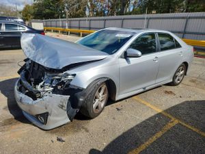 Toyota Camry L 2.5L 4 2013