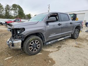 Toyota Tundra CREWMAX SR5 5.7L 8 2014