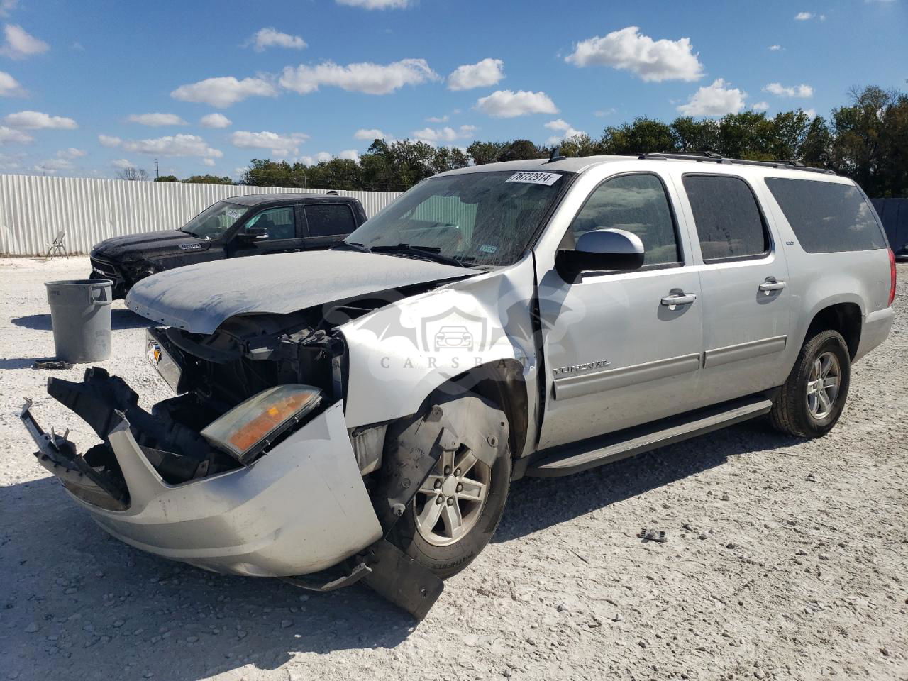 GMC Yukon C1500 SLT 5.3L  8 2011