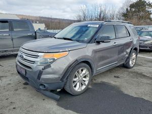 Ford Explorer XLT 3.5L 6 2013