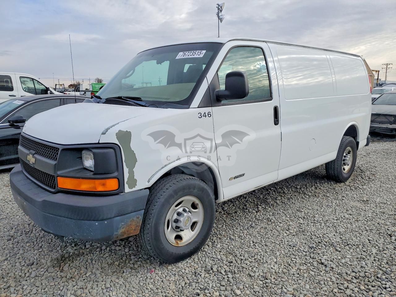 Chevrolet Express 6.0L 8 2005