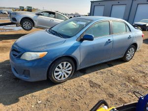 Toyota Corolla BASE 1.8L 4 2012