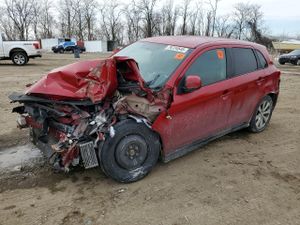 Mitsubishi Outlander ES 2.0L 4 2014