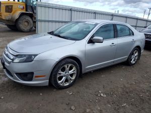 Ford Fusion SE 2.5L 4 2012
