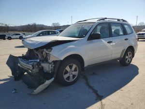 Subaru Forester 2.5X 2.5L 4 2012