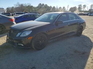 Mercedes-Benz E 550 5.5L 8 2011