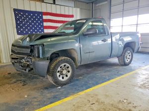 Chevrolet Silverado 1500 C1500 4.3L 6 2013